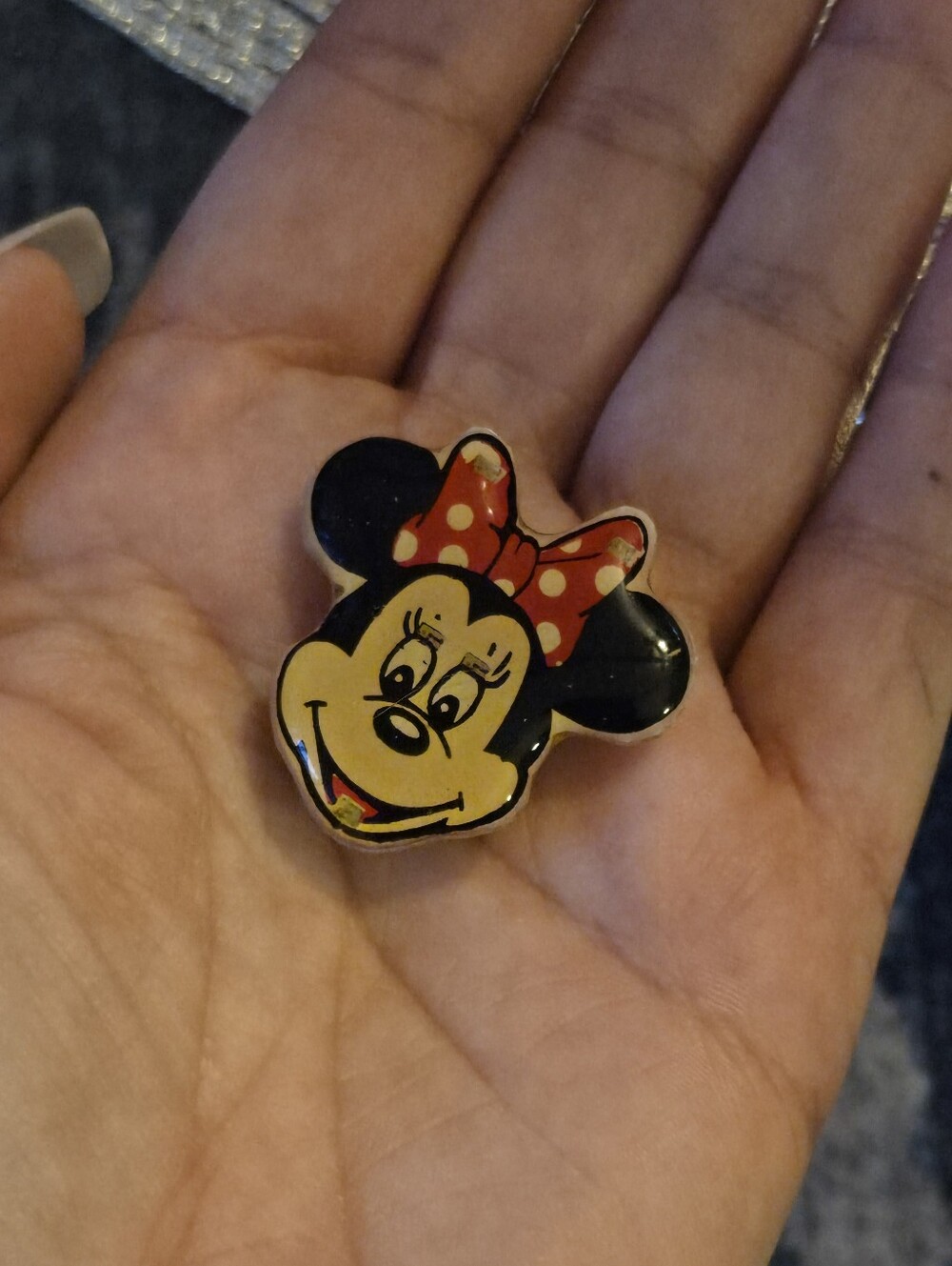 Vintage Disney Minnie Mouse Light Up Flashing Pin LED Brooch Working CR927